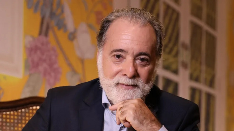 Com uma carreira que se confunde com a televisão brasileira, Tony Ramos faz 75 anos nesta sexta-feira (25)