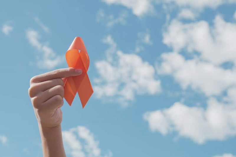 Agosto Laranja é dedicado a campanhas que informem sobre a esclerose múltipla