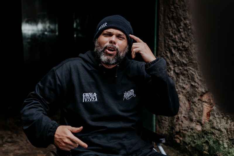 Rapper criou Batalha do Conhecimento, que revelou diversos jovens artistas da periferia do Rio de Janeiro