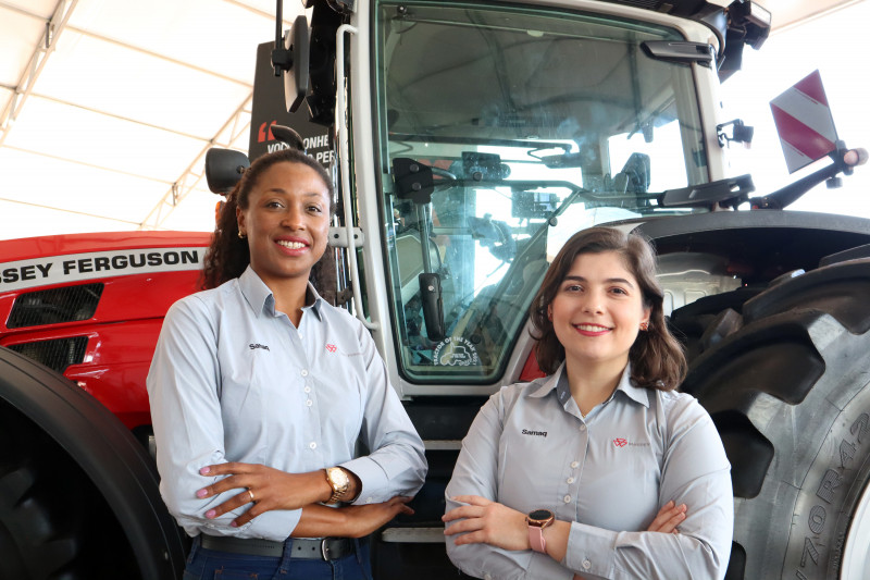 Carine Lemes e Ariana Sachett ocupam cargos de liderança na fabricante de máquinas Massey Ferguson