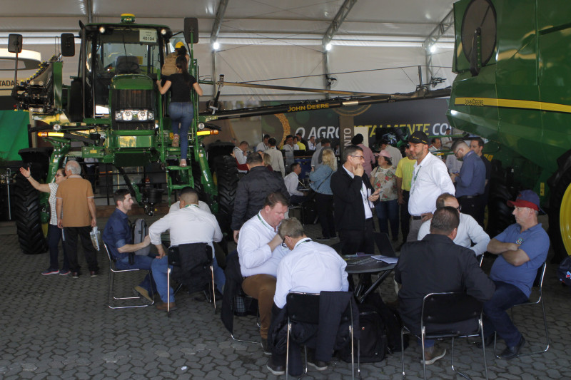 Em seis dias de Expointer, estande da John Deere superou metas e resultados de toda a mostra em 2022