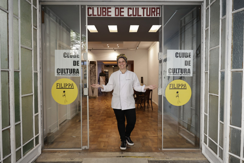 Liane Moro, owner of Espaço Filippa.  Revitalization of the Cultural Club.  Gastronomy.  Generation E Photo: TÂNIA MEINERZ/JC