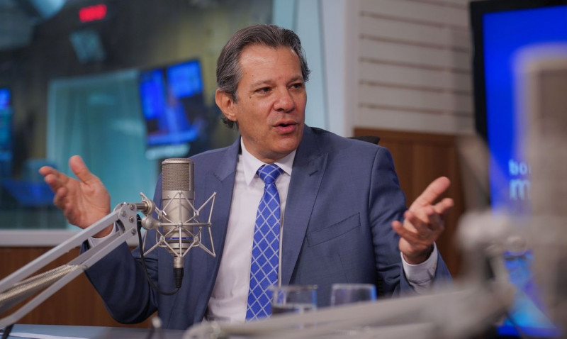 Lira disse que ouviu do ministro Haddad que um novo texto está sendo desenhado pela Fazenda