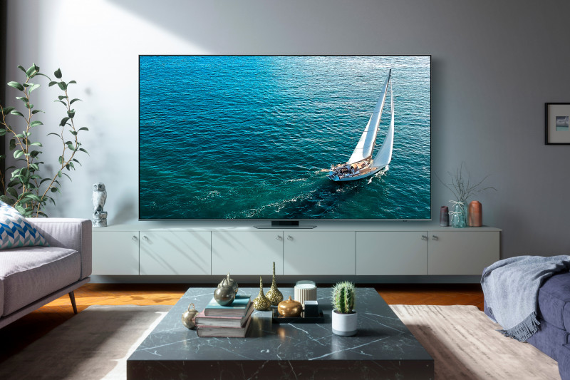 QLED Super Big 4K, de 98 polegadas, tem novos recursos de IA e preço de R$ 39.999,00