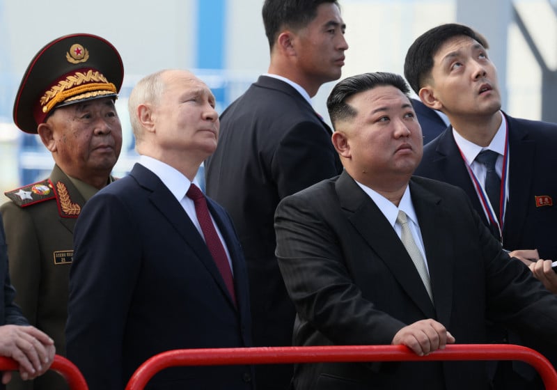 Kim Jong-un chega à Rússia em trem blindado para encontro com Putin