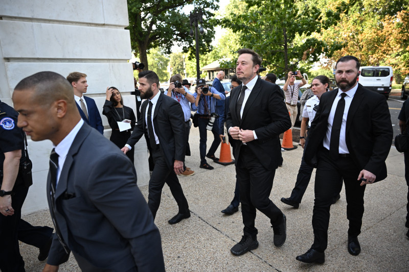 Elon Musk foi um dos participantes do fórum sobre IA no Capitólio, em Washington