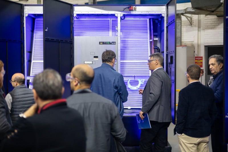 Refrigeradores para Data Center foram lançados em evento na fábrica de Canoas no final de agosto