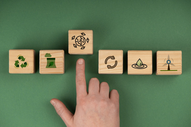 Objetivo é diminuir a geração e o descarte de resíduos nas residências; primeira etapa de diagnóstico sobre os dejetos sólidos já foi concluída 