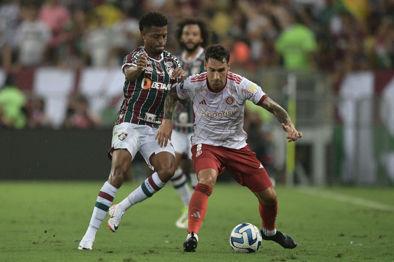 Na partida de ida no Maracan&atilde;, equipes empataram em 2 a 2
