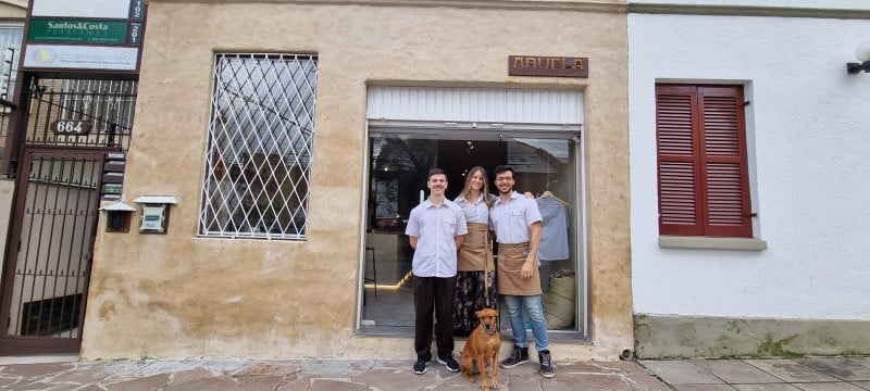 O caf&eacute; est&aacute; localizado na rua C&acirc;ncio Gomes, n&ordm; 664, no bairro Floresta Foto: GIOVANNA SOMMARIVA/ESPECIAL/JC