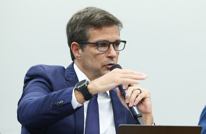 Roberto Campos Neto, presidente do BC, está preocupado com a queda no orçamento da instituição