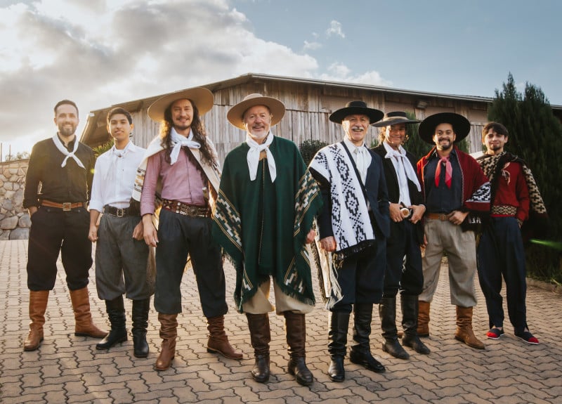 Performance desta quinta-feira (5) terá participação de ex-integrantes e um repertório especial