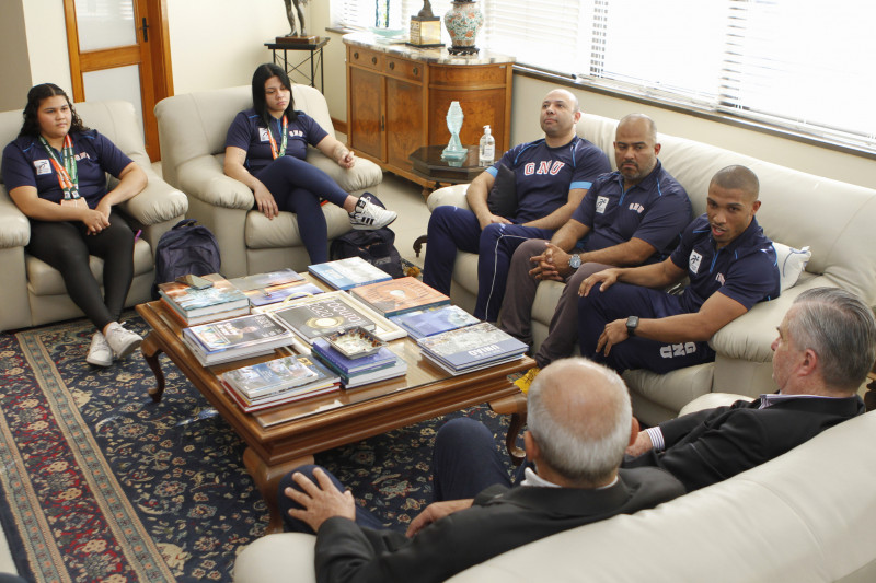 {'nm_midia_inter_thumb1':'https://www.jornaldocomercio.com/_midias/jpg/2023/10/10/206x137/1_231010_3f_1630_eo_judo__37__jpgaaaaaa-10355144.jpg', 'id_midia_tipo':'2', 'id_tetag_galer':'', 'id_midia':'6525bac09fcfb', 'cd_midia':10355144, 'ds_midia_link': 'https://www.jornaldocomercio.com/_midias/jpg/2023/10/10/231010_3f_1630_eo_judo__37__jpgaaaaaa-10355144.jpg', 'ds_midia': 'Homenagem às judocas do GNU Kátia Alves e Enya Pires', 'ds_midia_credi': 'EVANDRO OLIVEIRA/JC', 'ds_midia_titlo': 'Homenagem às judocas do GNU Kátia Alves e Enya Pires', 'cd_tetag': '1', 'cd_midia_w': '800', 'cd_midia_h': '533', 'align': 'Left'}