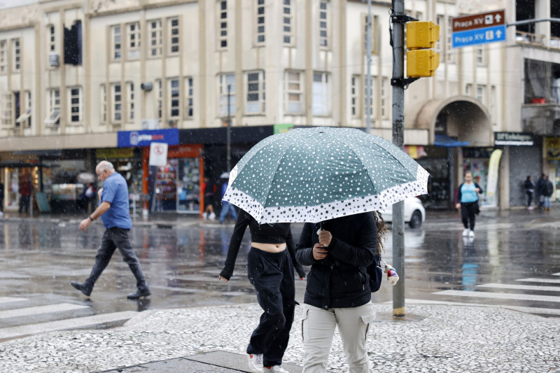  As rajadas em alguns momentos podem ficar entre 50 km/h e 70 km/h