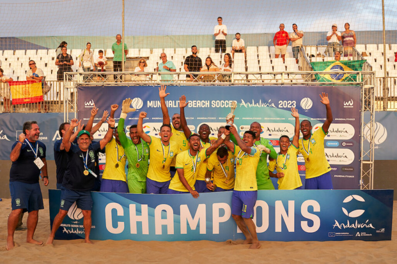 Esse foi o 15º título do Brasil no Mundialito de futebol de areia, disputado por países convidados