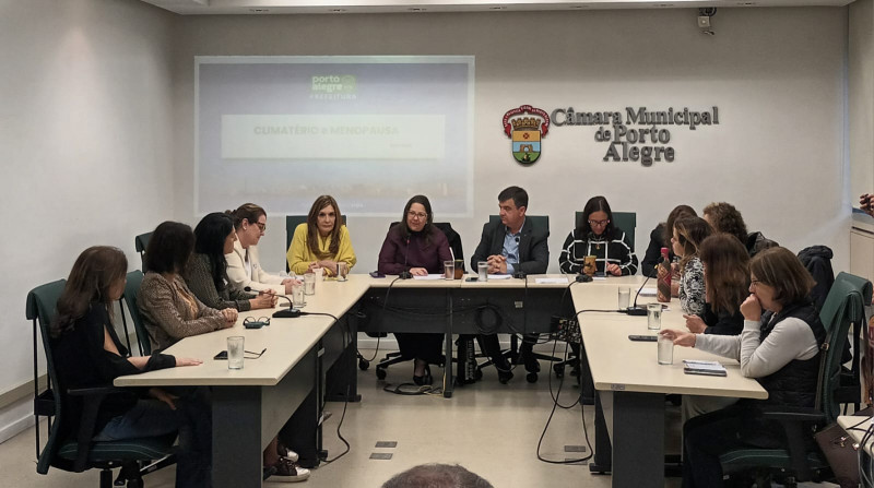 Reunião na Câmara de Vereadores de Porto Alegre debateu políticas para mulheres na menopausa