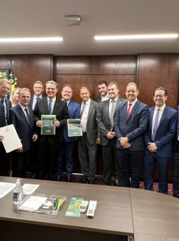 Ministro da Agricultura deverá defender cadeia do tabaco na COP-10