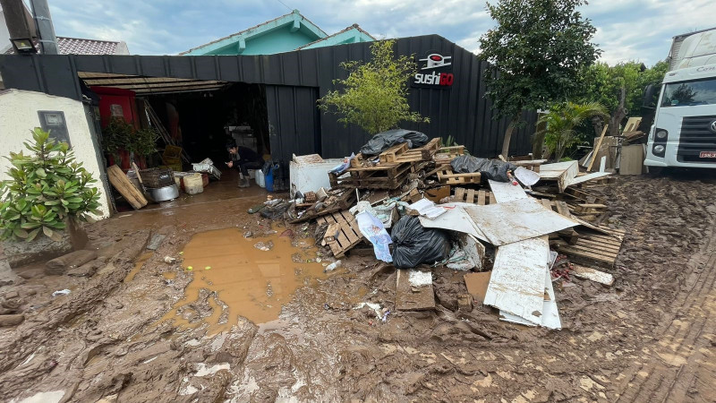 Restaurante destruído em Roca Sales vai reabrir em Encantado.  