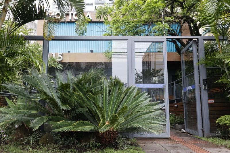 Sede atual do Grupo de Professores Mottola na rua Andr&eacute; Puente, n&ordm; 415 Foto: T&Acirc;NIA MEINERZ/JC