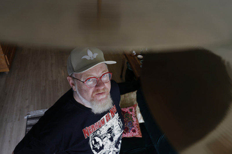 Em meio à diversidade, o músico tornou-se figura marcante na cultura gaúcha