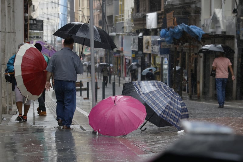 Nas regiões Norte, sul do Rio Grande do Sul e boa parte do Nordeste, os acúmulos são de 10 mm, sem que haja precipitações mais significativas