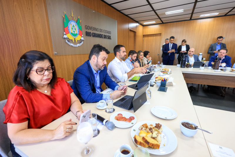 Trocas foram anunciadas após reunião-café da manhã com o secretariado