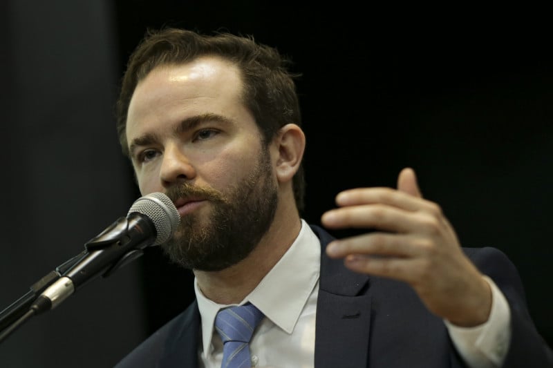 Zerar o déficit é um compromisso do governo, reitera Dario Durigan