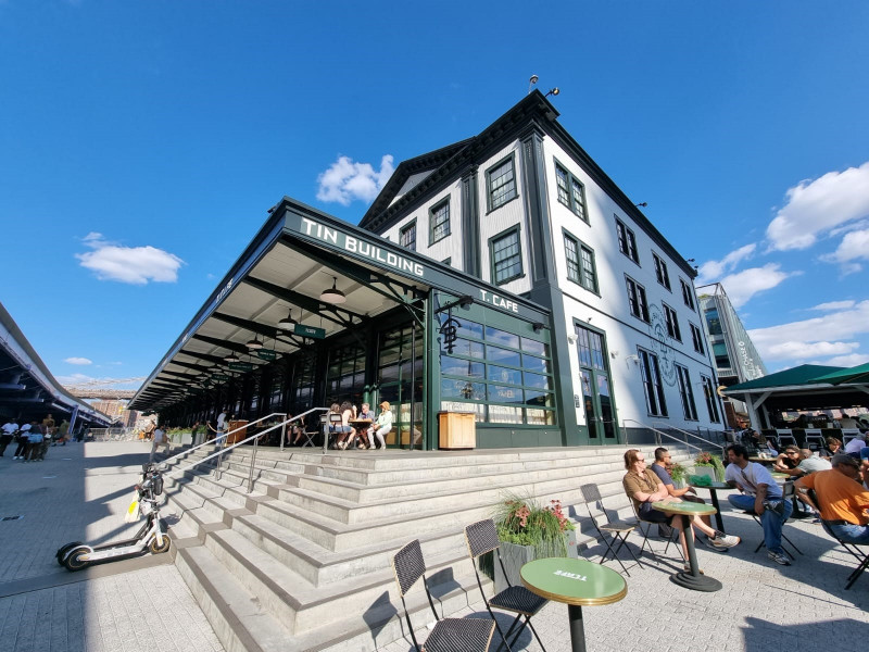 Complexo aberto em 2022 fica em prédio da antiga bolsa de pescados