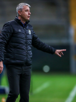 Lúcio Flávio confirma que Botafogo contratou técnico Tiago Nunes para reta final do Brasileirão