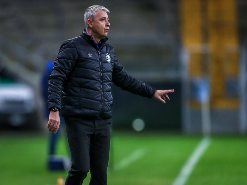 Considerando trabalhos interinos, Nunes é o quinto treinador dos cariocas na temporada