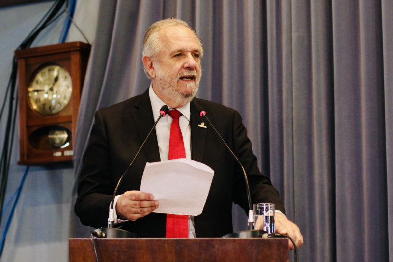 Miguel Rossetto é deputado estadual (PT-RS) e foi vice-governador do RS e ministro de Lula e Dilma
