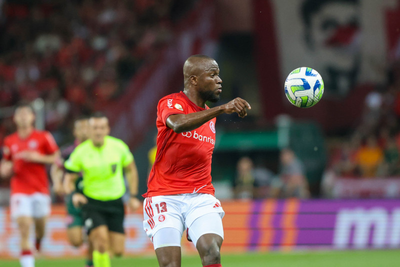 Inter confirma as lesões de Valencia, Johnny e Dalbert