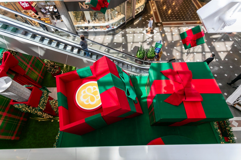 Complexos capricham na decoração natalina para encantar e atrair clientes