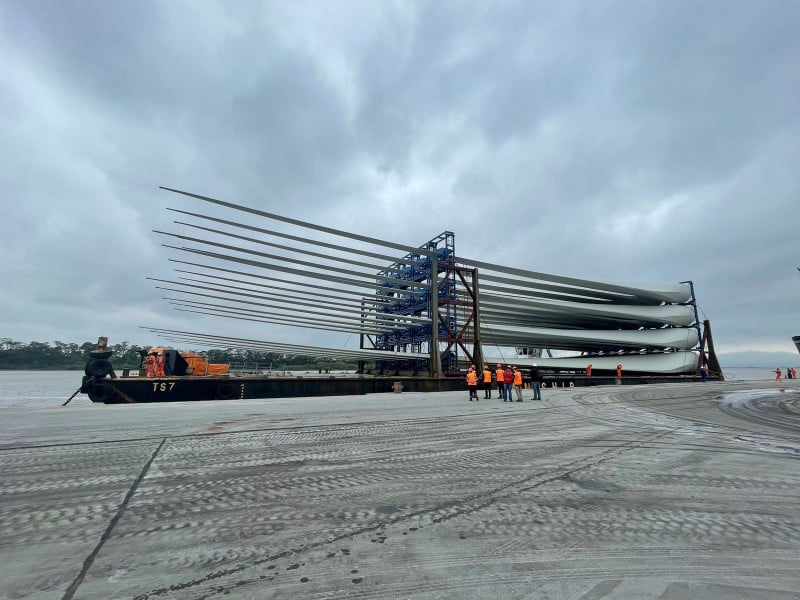 Pás fabricadas pela empresa Aeris possuem 72 metros de comprimento 