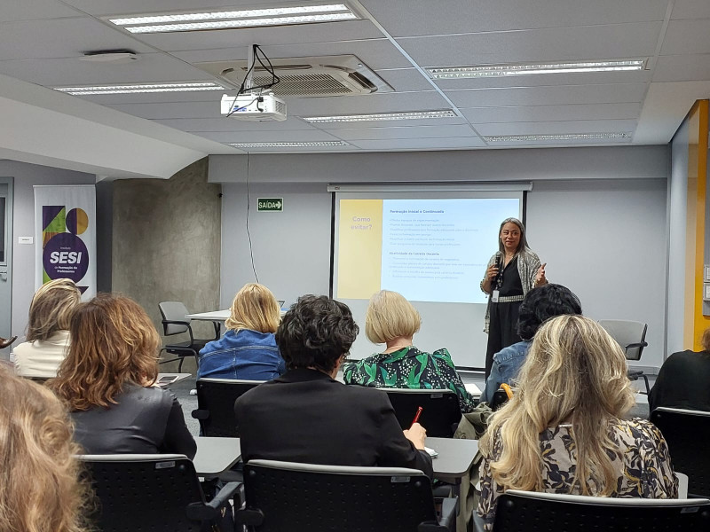 A secretária de Inovação, Ciência e Tecnologia do RS (Sict), Simone Stülp, apresentou o Programa Professor do Amanhã