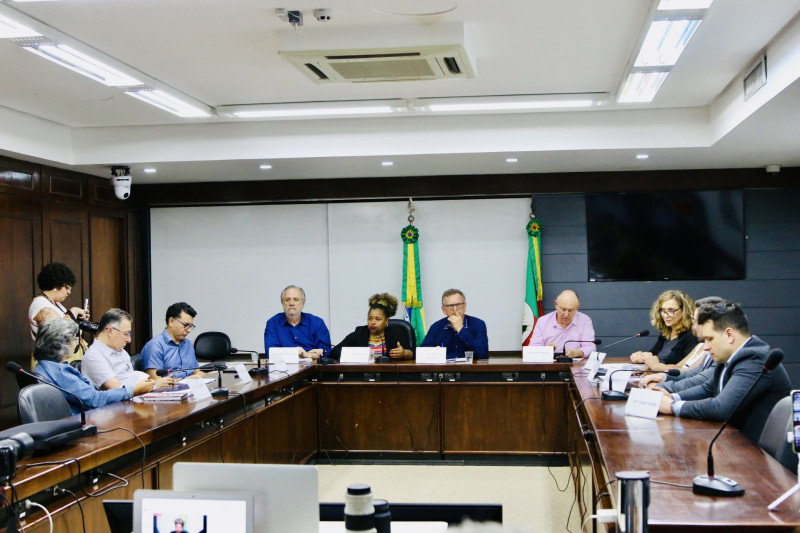 Bancada PT/PCdoB denuncia inconstitucionalidade do Orçamento às vésperas da votação