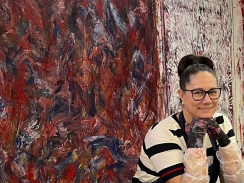 Artista Isabel Ferreira apresenta dez pinturas inéditas no Mais Café Bistrô, nesta terça-feira (21), às 18h 