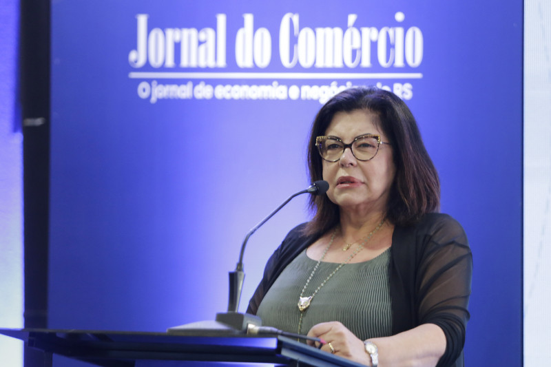 Secretária de Comunicação, Tânica Moreira reconheceu importância do JC para o debate sobre desenvolvimento do Estado