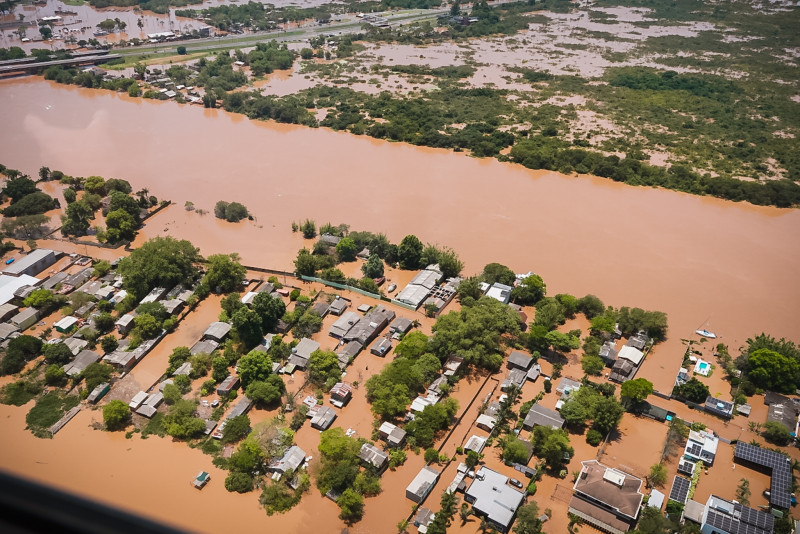 Em meio a desastres naturais, oposição critica pequeno orçamento para a Defesa Civil