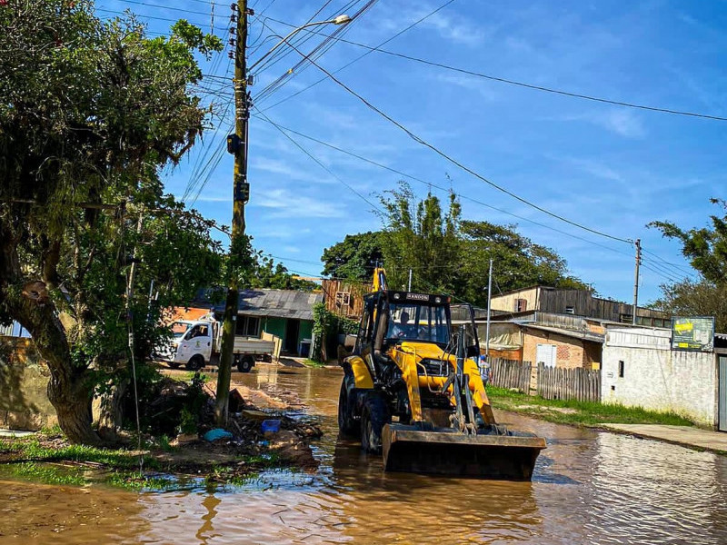 Guaíba tem cinco bairros com ruas alagadas