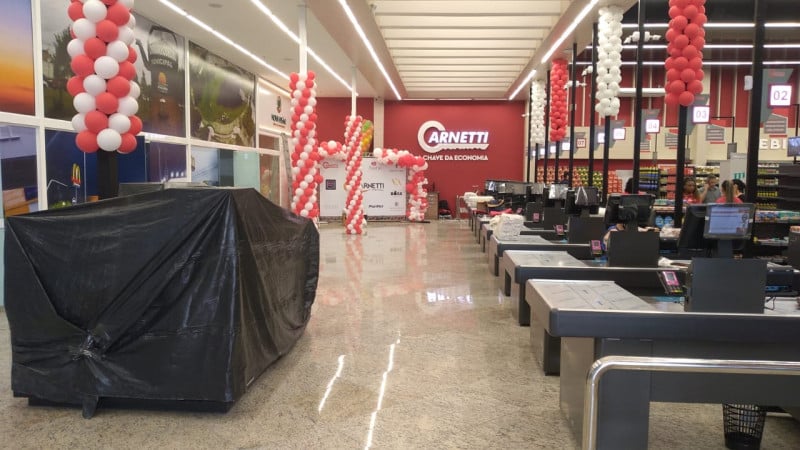 Loja tem 2 mil metros quadrado e mostra novo conceito e ambiente da bandeira gaúcha 