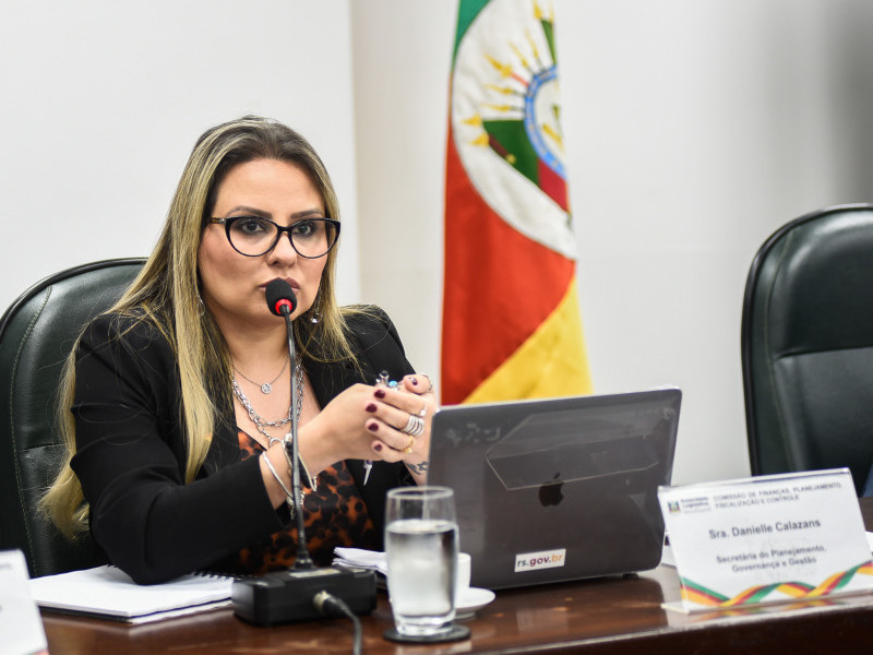Danielle Calazans estima que os 1,4 mil novos servidores terão custo anual de R$ 220 milhões aos cofres
