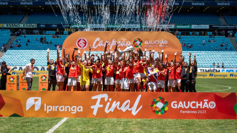 Inter segura o empate na Arena e é campeão do Gauchão Feminino