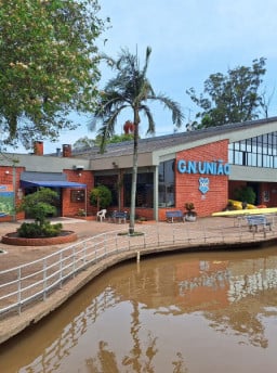 Com cheia do Guaíba, sede da Ilha do Pavão do GNU não tem data para reabertura