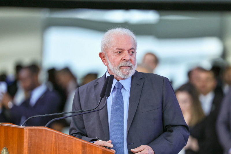 Para o presidente Lula, a medida não garante a geração de empregos.