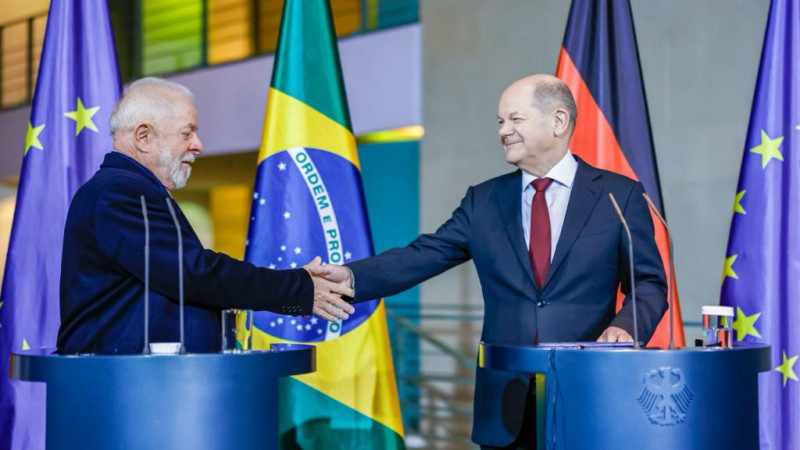 Outro ato assinado hoje foi a declaração sobre integridade da informação e combate a desinformação