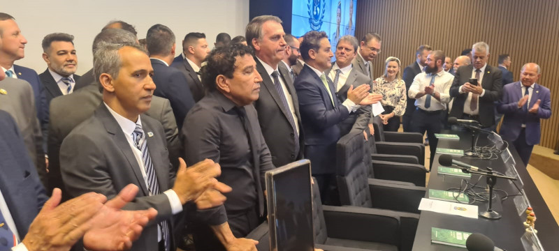 Ex-presidente Jair Bolsonaro acompanhou instalação da Frente Parlamentar em Defesa das Escolas Cívico-Militares