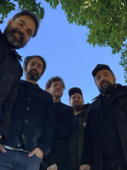 Império da Lã (foto) e Tchê Gomes embalam o encerramento do Beba Cultura Fest, evento gratuito do 4Beer 4º Distrito, que acontece a partir das 11h30 de sábado (9)