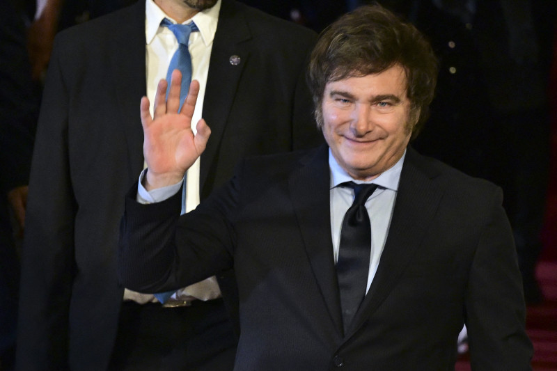 Segundo o próprio Milei, 75% da população apoia os decretos de desregulação da economia