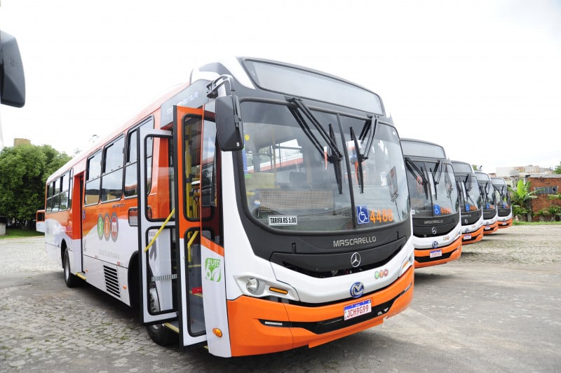 Tecnologia Euro 6, que reduz emissão de poluentes, está nos coletivos